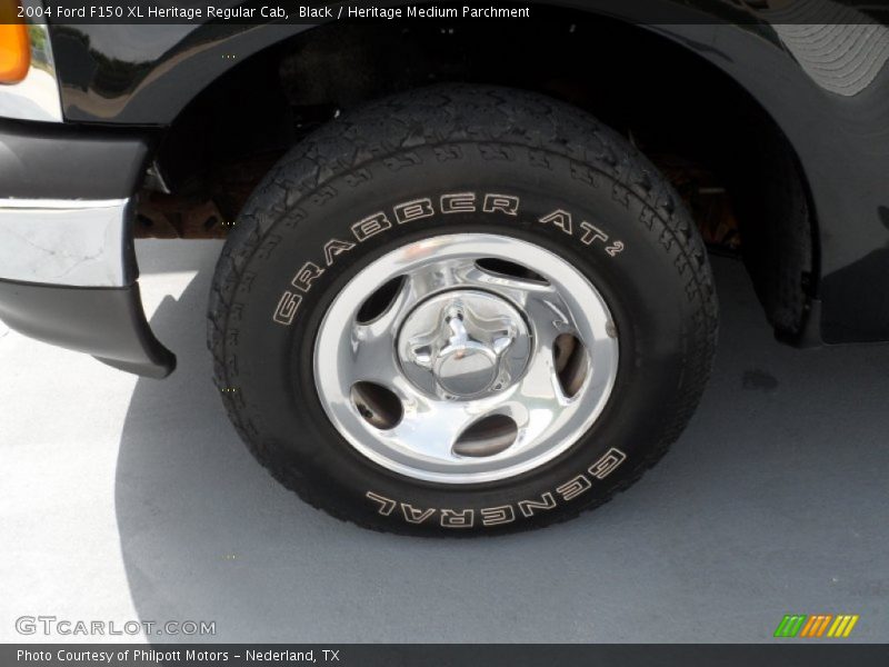 Black / Heritage Medium Parchment 2004 Ford F150 XL Heritage Regular Cab
