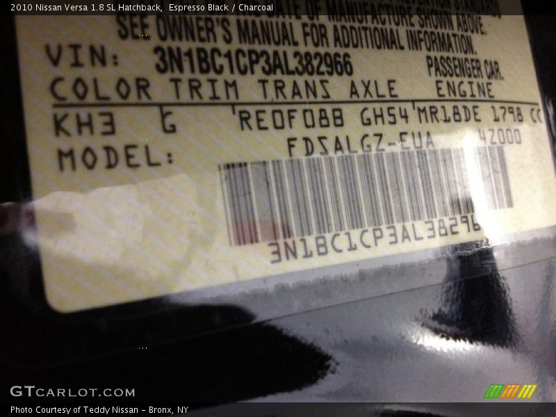 Espresso Black / Charcoal 2010 Nissan Versa 1.8 SL Hatchback