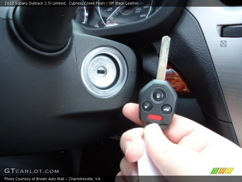 Cypress Green Pearl / Off Black Leather 2013 Subaru Outback 2.5i Limited