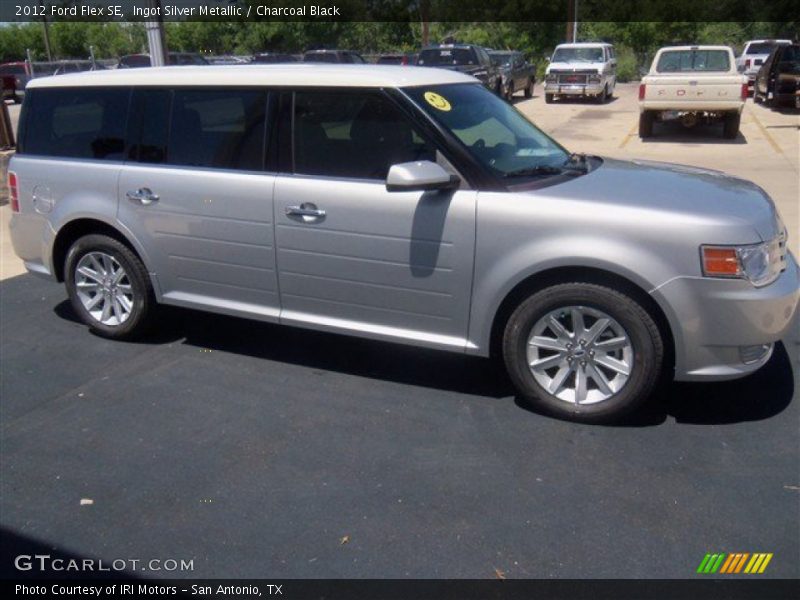 Ingot Silver Metallic / Charcoal Black 2012 Ford Flex SE