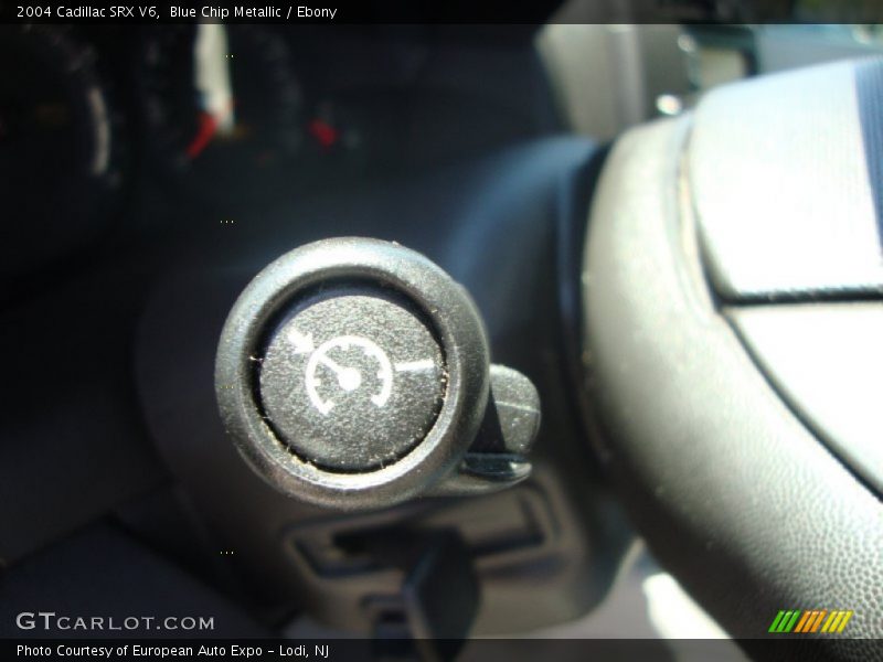 Blue Chip Metallic / Ebony 2004 Cadillac SRX V6