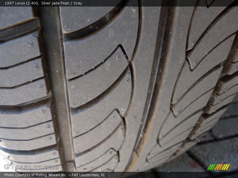 Silver Jade Pearl / Gray 1997 Lexus LS 400
