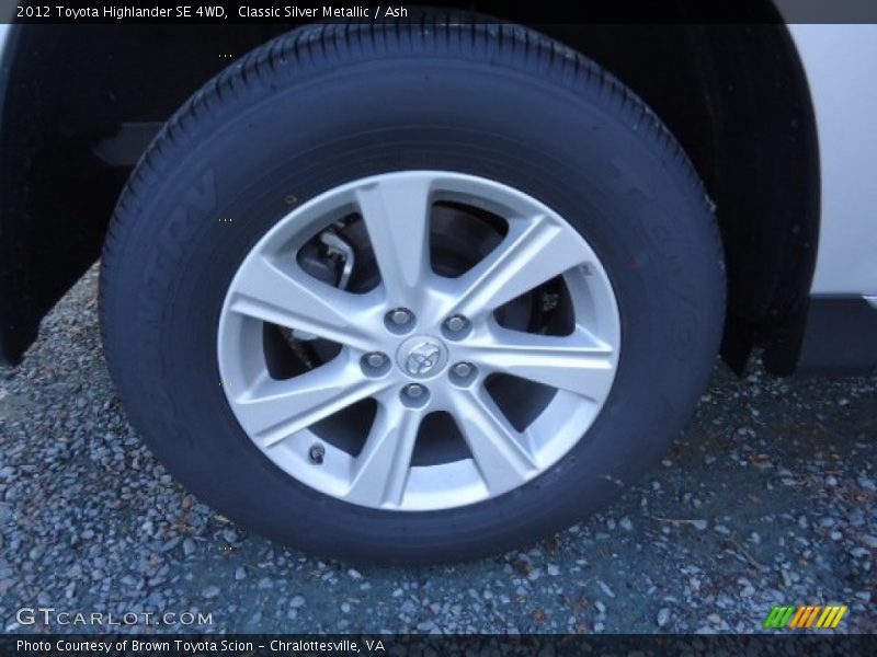 Classic Silver Metallic / Ash 2012 Toyota Highlander SE 4WD