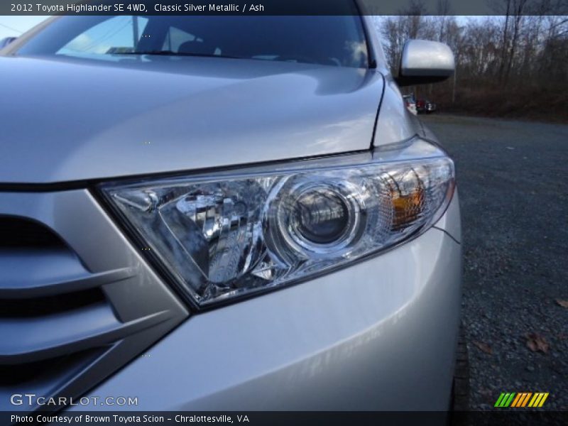 Classic Silver Metallic / Ash 2012 Toyota Highlander SE 4WD