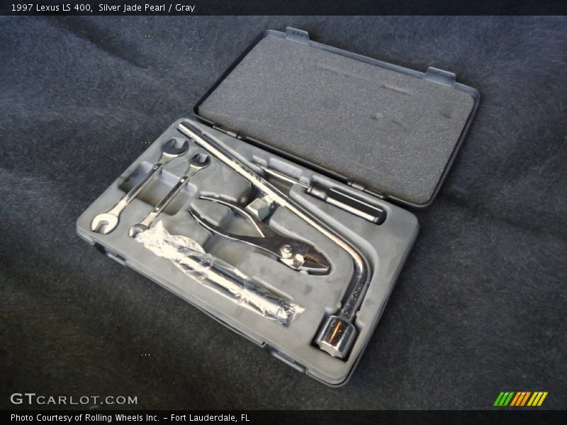 Tool Kit of 1997 LS 400
