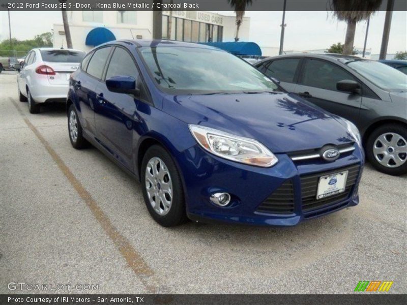 Kona Blue Metallic / Charcoal Black 2012 Ford Focus SE 5-Door