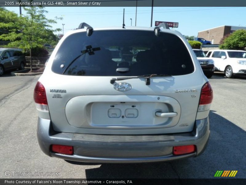 Smart Silver / Gray 2005 Hyundai Santa Fe GLS 4WD