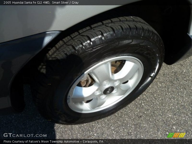 Smart Silver / Gray 2005 Hyundai Santa Fe GLS 4WD