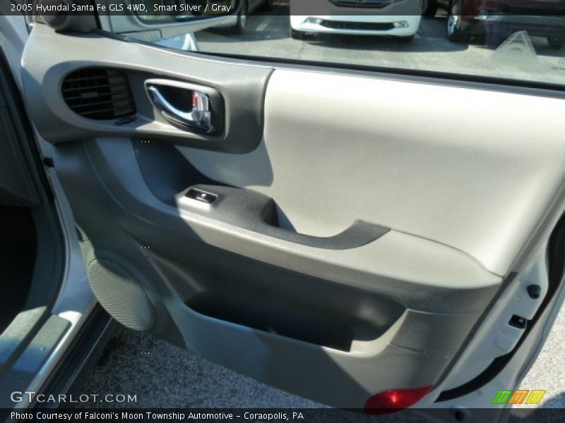 Smart Silver / Gray 2005 Hyundai Santa Fe GLS 4WD