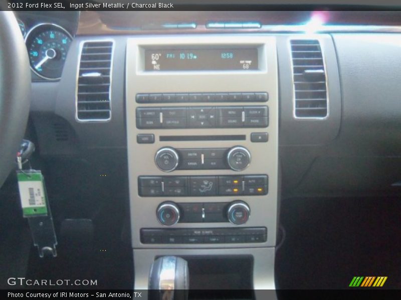 Ingot Silver Metallic / Charcoal Black 2012 Ford Flex SEL
