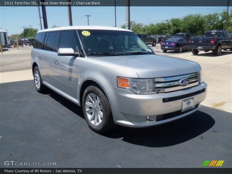 Ingot Silver Metallic / Charcoal Black 2012 Ford Flex SEL