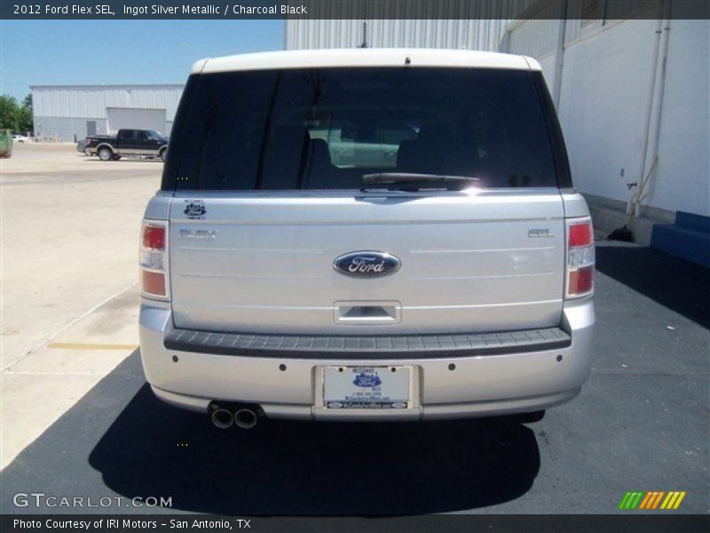 Ingot Silver Metallic / Charcoal Black 2012 Ford Flex SEL
