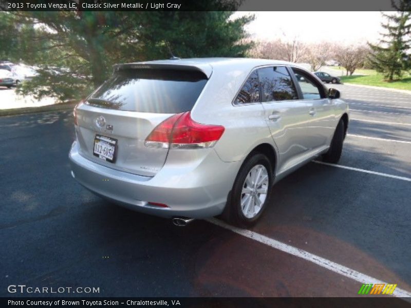 Classic Silver Metallic / Light Gray 2013 Toyota Venza LE