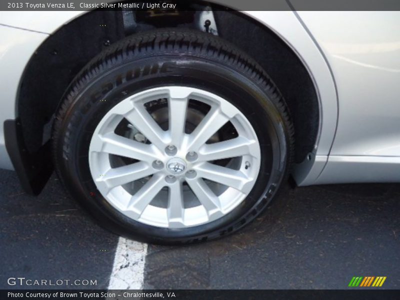 Classic Silver Metallic / Light Gray 2013 Toyota Venza LE