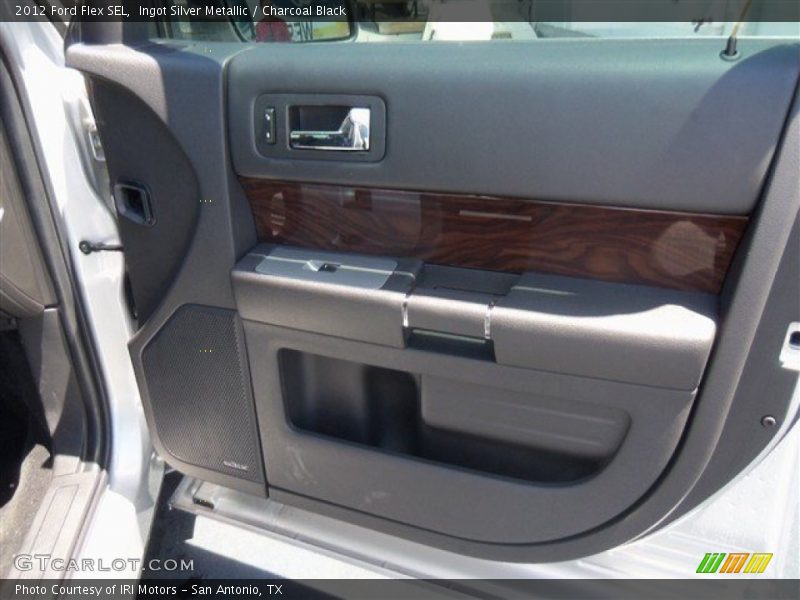 Ingot Silver Metallic / Charcoal Black 2012 Ford Flex SEL