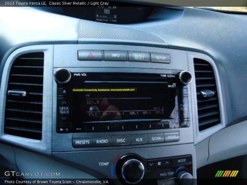 Classic Silver Metallic / Light Gray 2013 Toyota Venza LE
