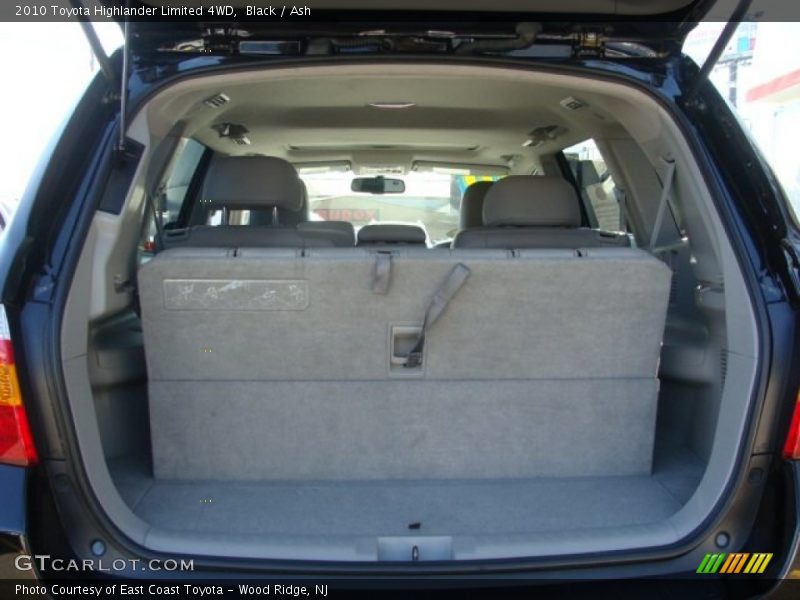 Black / Ash 2010 Toyota Highlander Limited 4WD