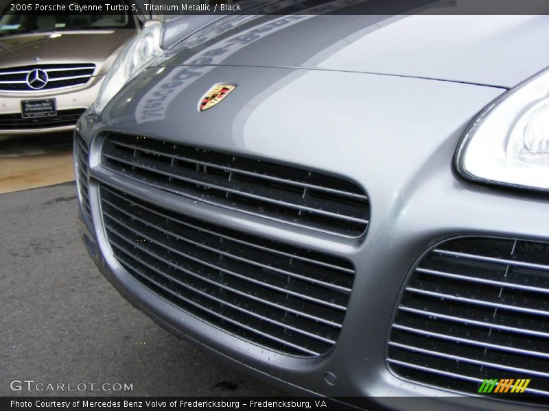 Titanium Metallic / Black 2006 Porsche Cayenne Turbo S