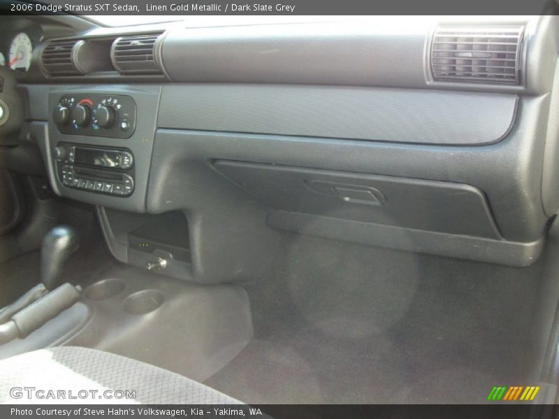 Linen Gold Metallic / Dark Slate Grey 2006 Dodge Stratus SXT Sedan