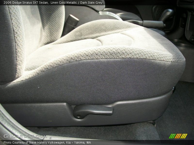 Linen Gold Metallic / Dark Slate Grey 2006 Dodge Stratus SXT Sedan