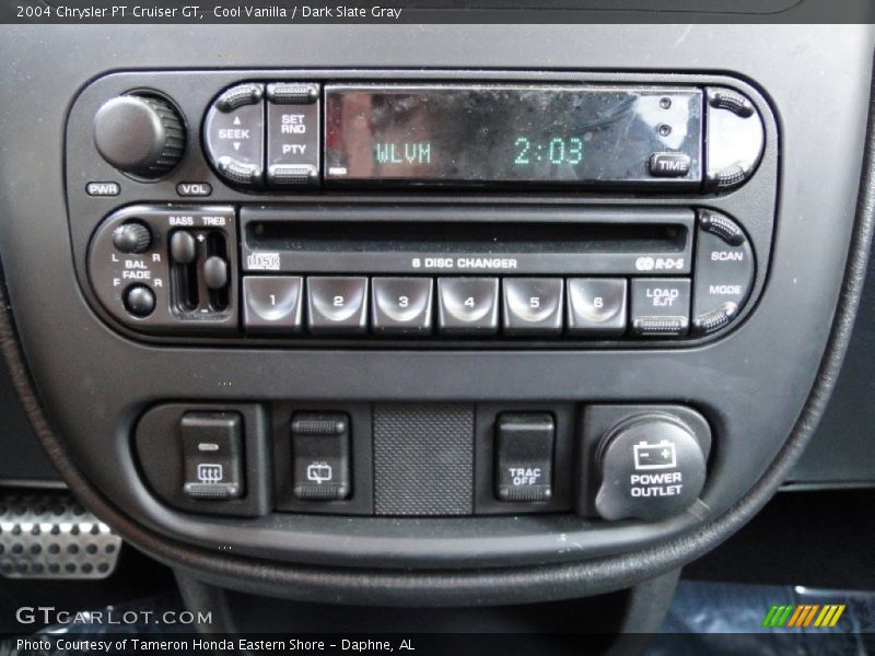 Cool Vanilla / Dark Slate Gray 2004 Chrysler PT Cruiser GT