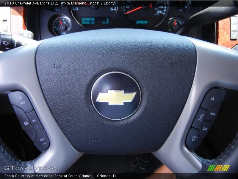White Diamond Tricoat / Ebony 2010 Chevrolet Avalanche LTZ