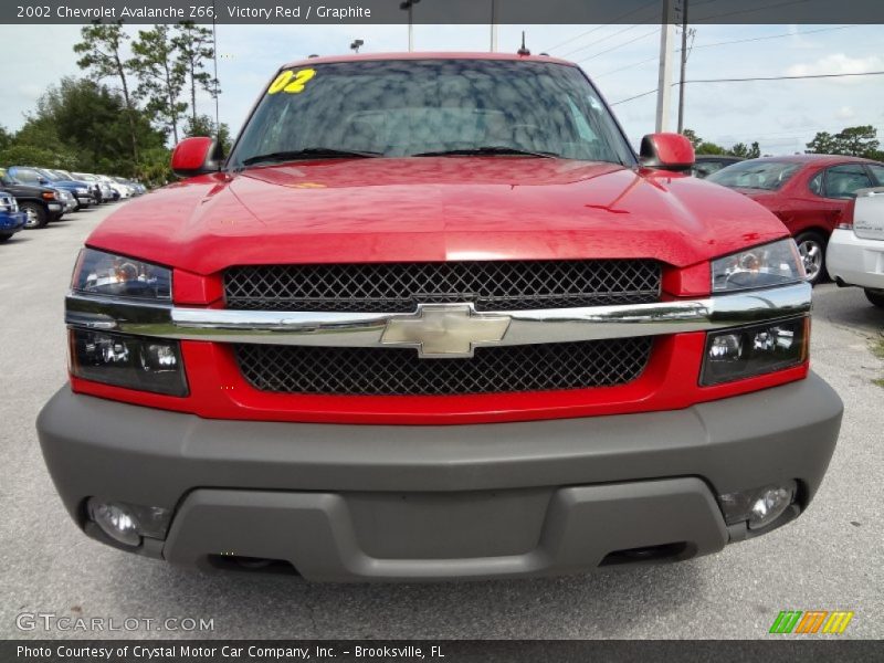 Victory Red / Graphite 2002 Chevrolet Avalanche Z66