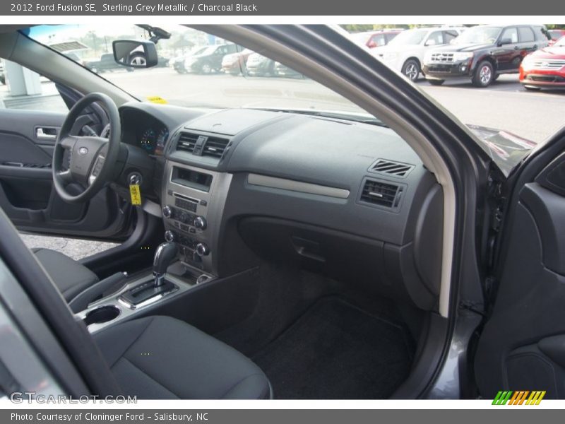 Sterling Grey Metallic / Charcoal Black 2012 Ford Fusion SE