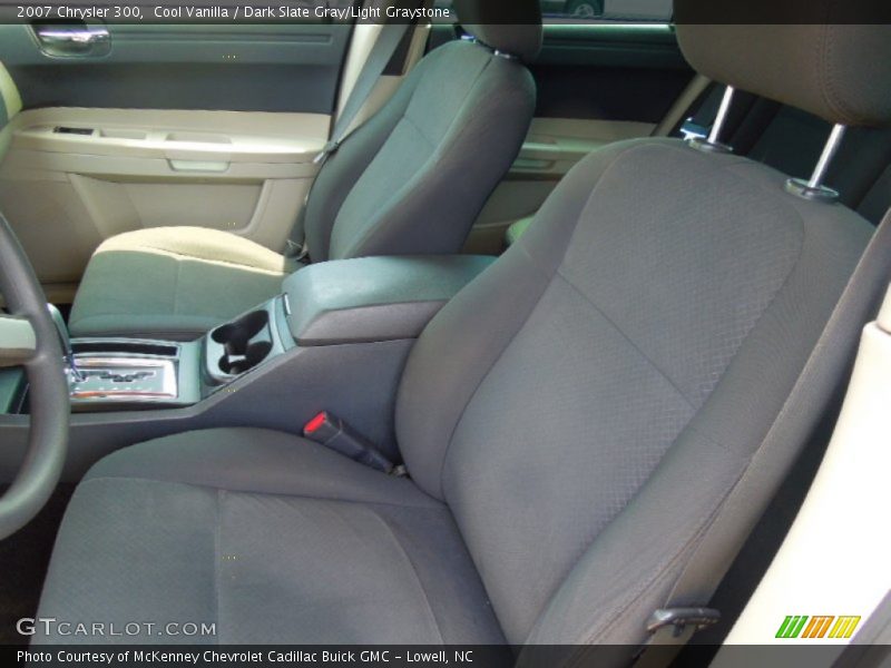 Cool Vanilla / Dark Slate Gray/Light Graystone 2007 Chrysler 300