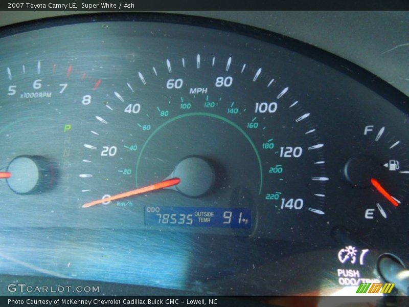 Super White / Ash 2007 Toyota Camry LE