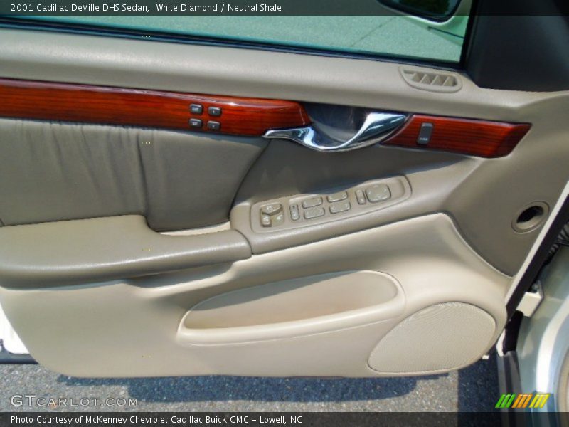 Door Panel of 2001 DeVille DHS Sedan