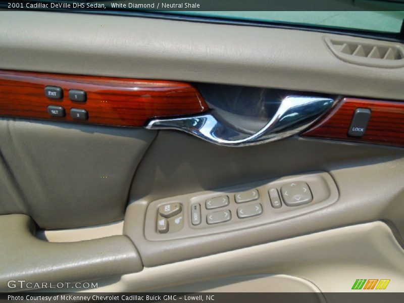 White Diamond / Neutral Shale 2001 Cadillac DeVille DHS Sedan