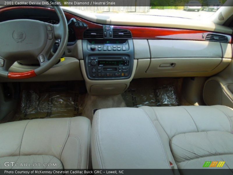 White Diamond / Neutral Shale 2001 Cadillac DeVille DHS Sedan
