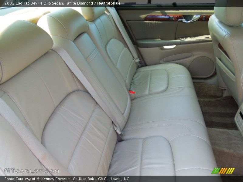 White Diamond / Neutral Shale 2001 Cadillac DeVille DHS Sedan