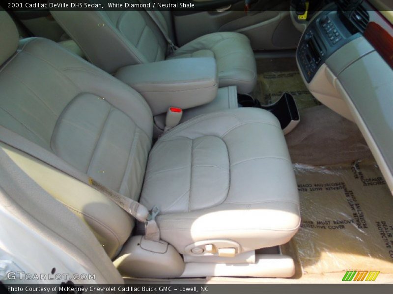 White Diamond / Neutral Shale 2001 Cadillac DeVille DHS Sedan