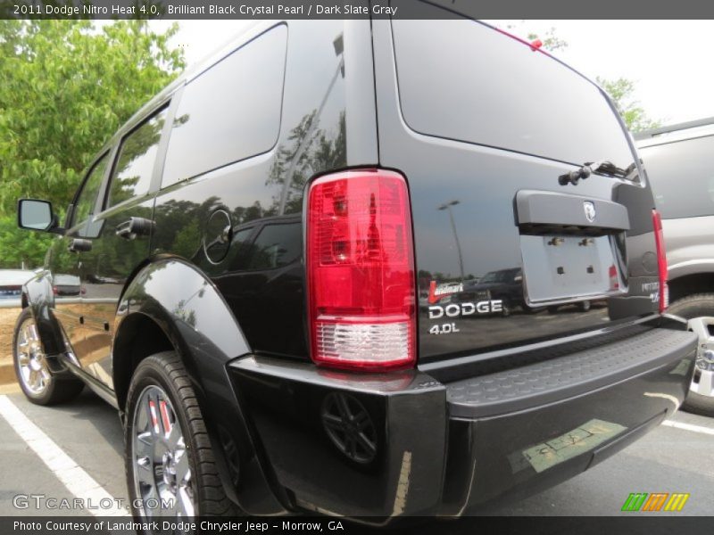 Brilliant Black Crystal Pearl / Dark Slate Gray 2011 Dodge Nitro Heat 4.0