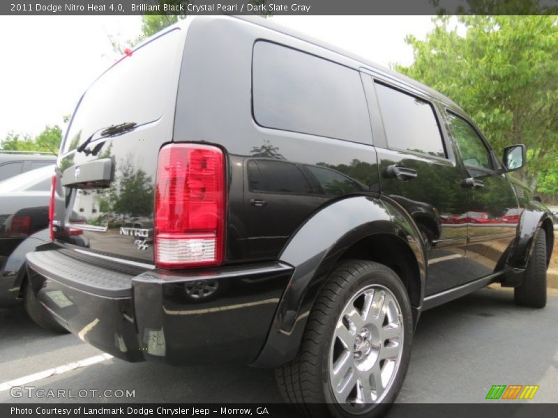 Brilliant Black Crystal Pearl / Dark Slate Gray 2011 Dodge Nitro Heat 4.0