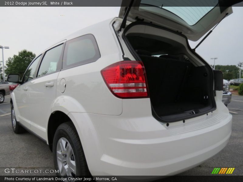 White / Black 2012 Dodge Journey SE