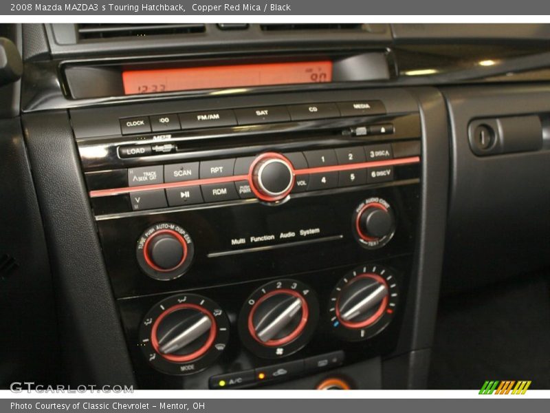Controls of 2008 MAZDA3 s Touring Hatchback