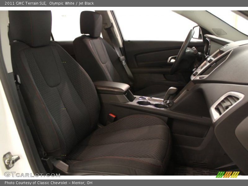 Olympic White / Jet Black 2011 GMC Terrain SLE