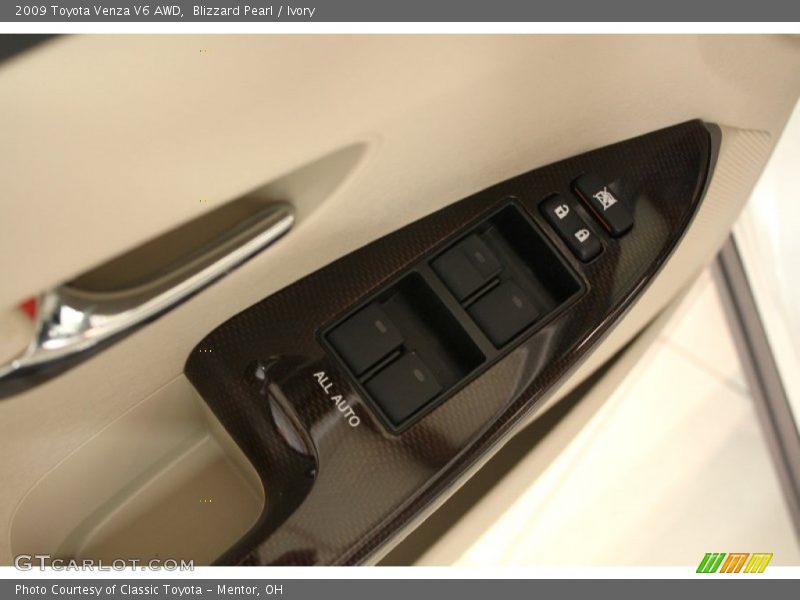 Blizzard Pearl / Ivory 2009 Toyota Venza V6 AWD