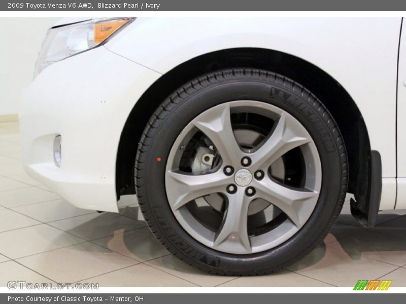 Blizzard Pearl / Ivory 2009 Toyota Venza V6 AWD
