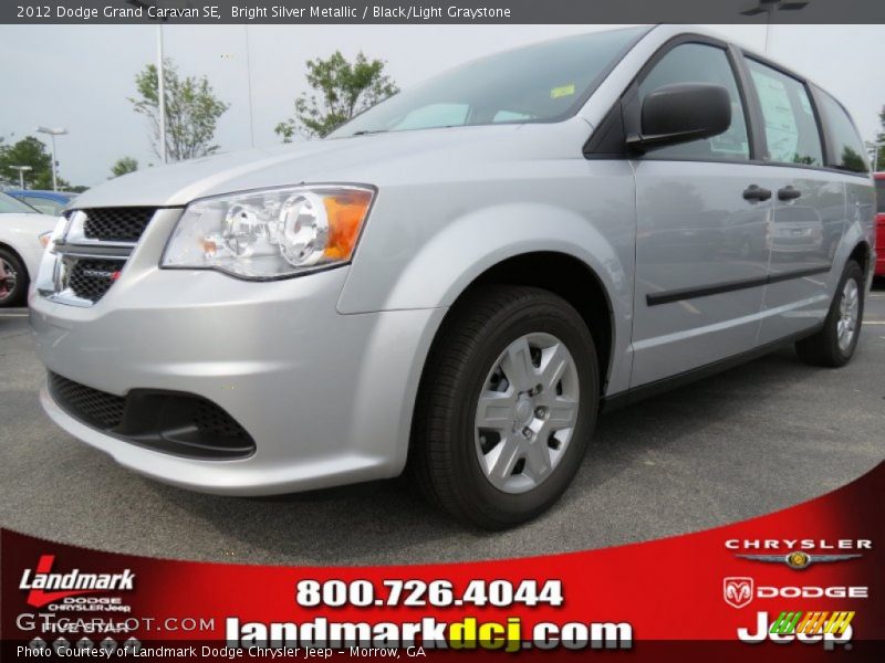 Bright Silver Metallic / Black/Light Graystone 2012 Dodge Grand Caravan SE