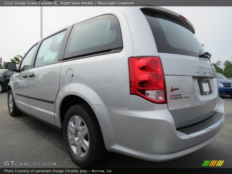 Bright Silver Metallic / Black/Light Graystone 2012 Dodge Grand Caravan SE