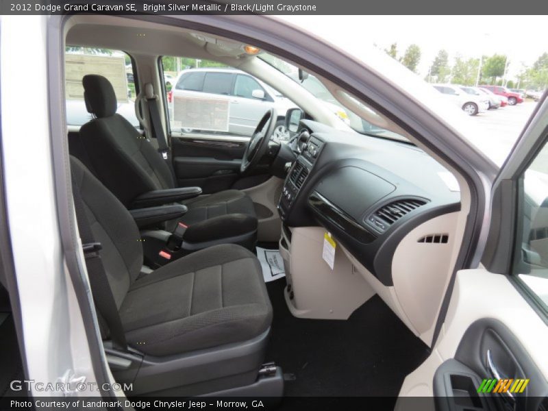 Bright Silver Metallic / Black/Light Graystone 2012 Dodge Grand Caravan SE