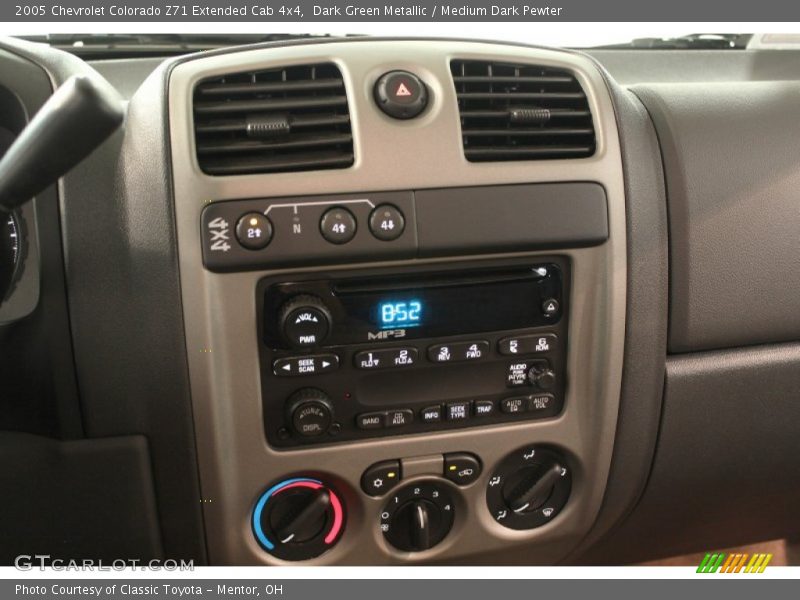 Dark Green Metallic / Medium Dark Pewter 2005 Chevrolet Colorado Z71 Extended Cab 4x4