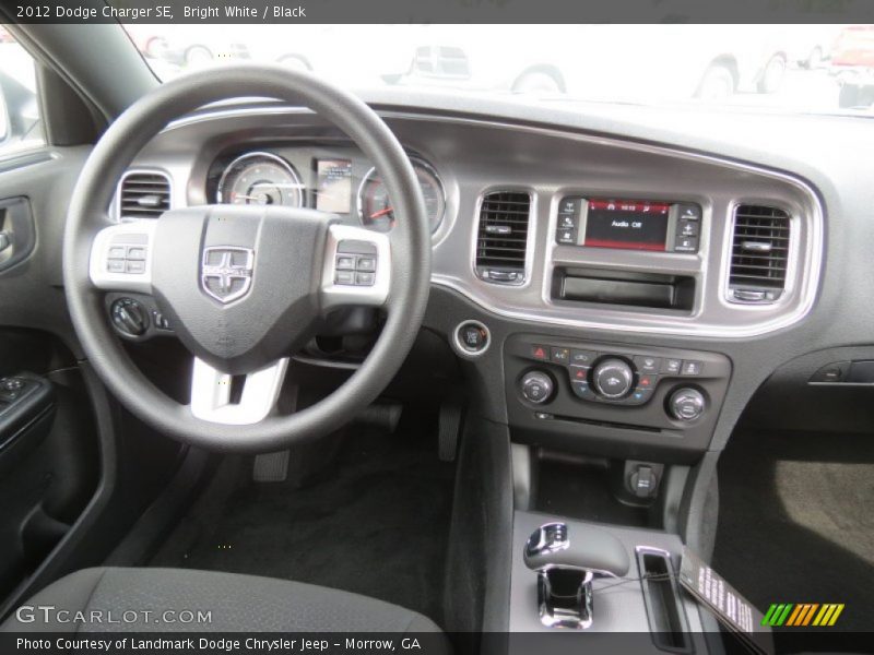 Bright White / Black 2012 Dodge Charger SE