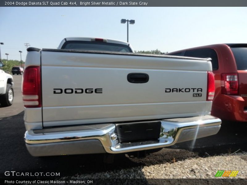 Bright Silver Metallic / Dark Slate Gray 2004 Dodge Dakota SLT Quad Cab 4x4