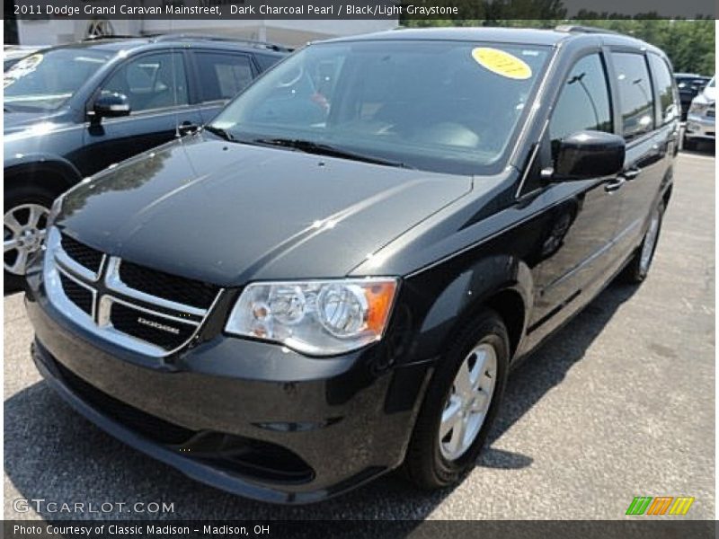 Dark Charcoal Pearl / Black/Light Graystone 2011 Dodge Grand Caravan Mainstreet