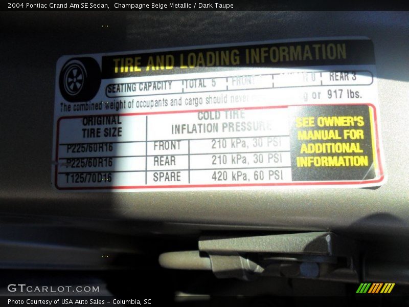 Champagne Beige Metallic / Dark Taupe 2004 Pontiac Grand Am SE Sedan